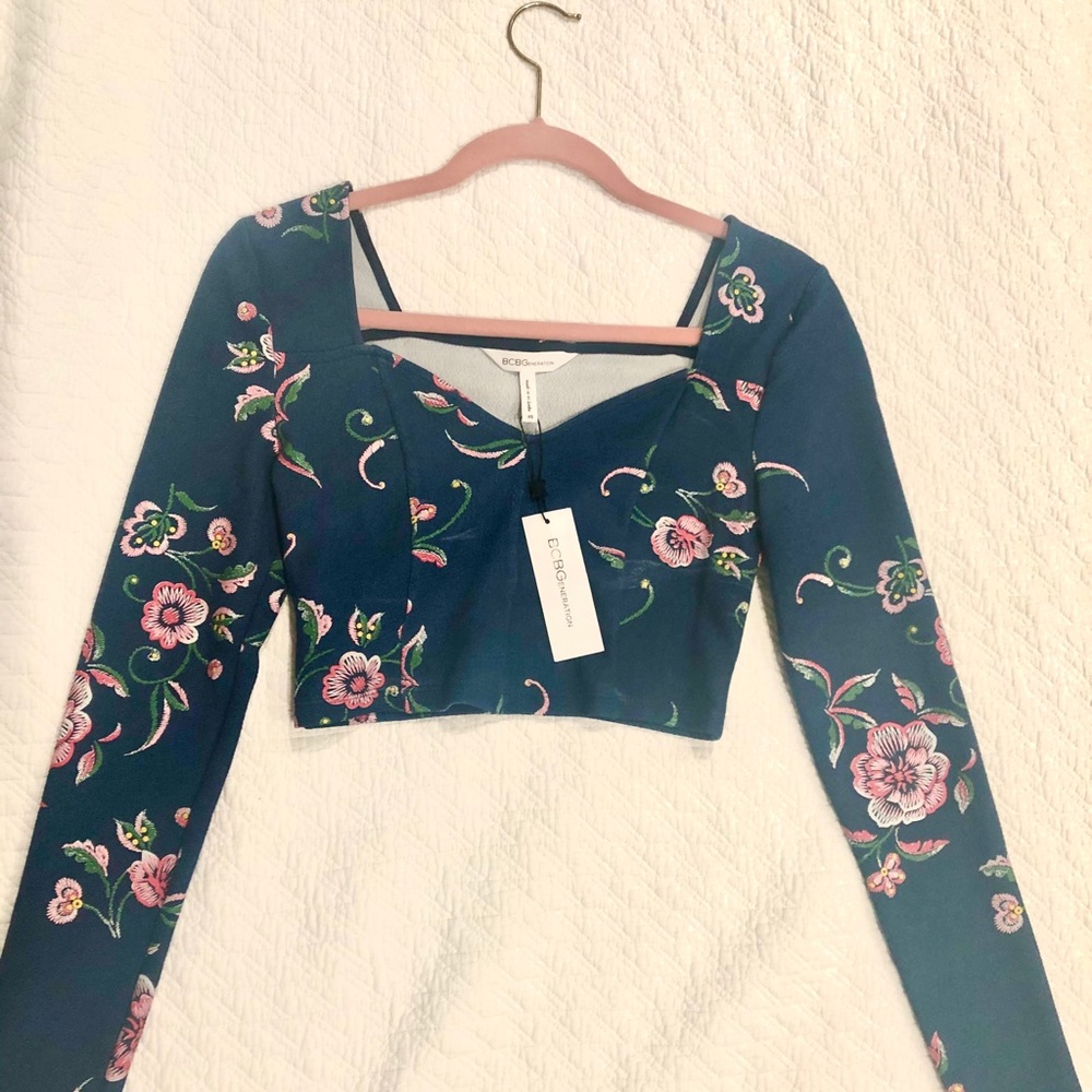 BCBGeneration Blue Floral Crop Top
